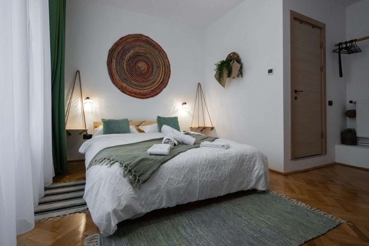 Casa Basarab Brasov Hotel ภายนอก รูปภาพ