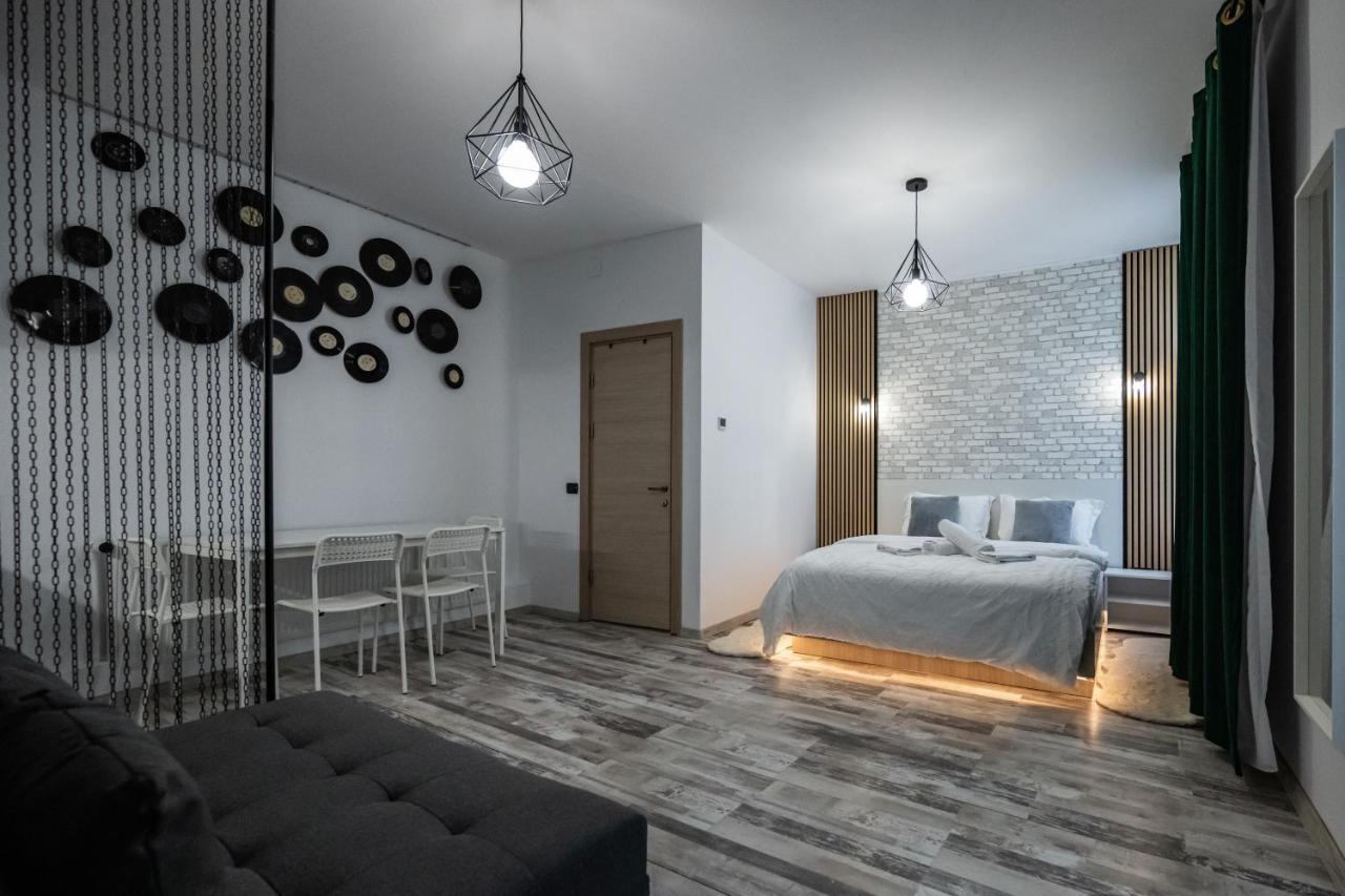 Casa Basarab Brasov Hotel ภายนอก รูปภาพ