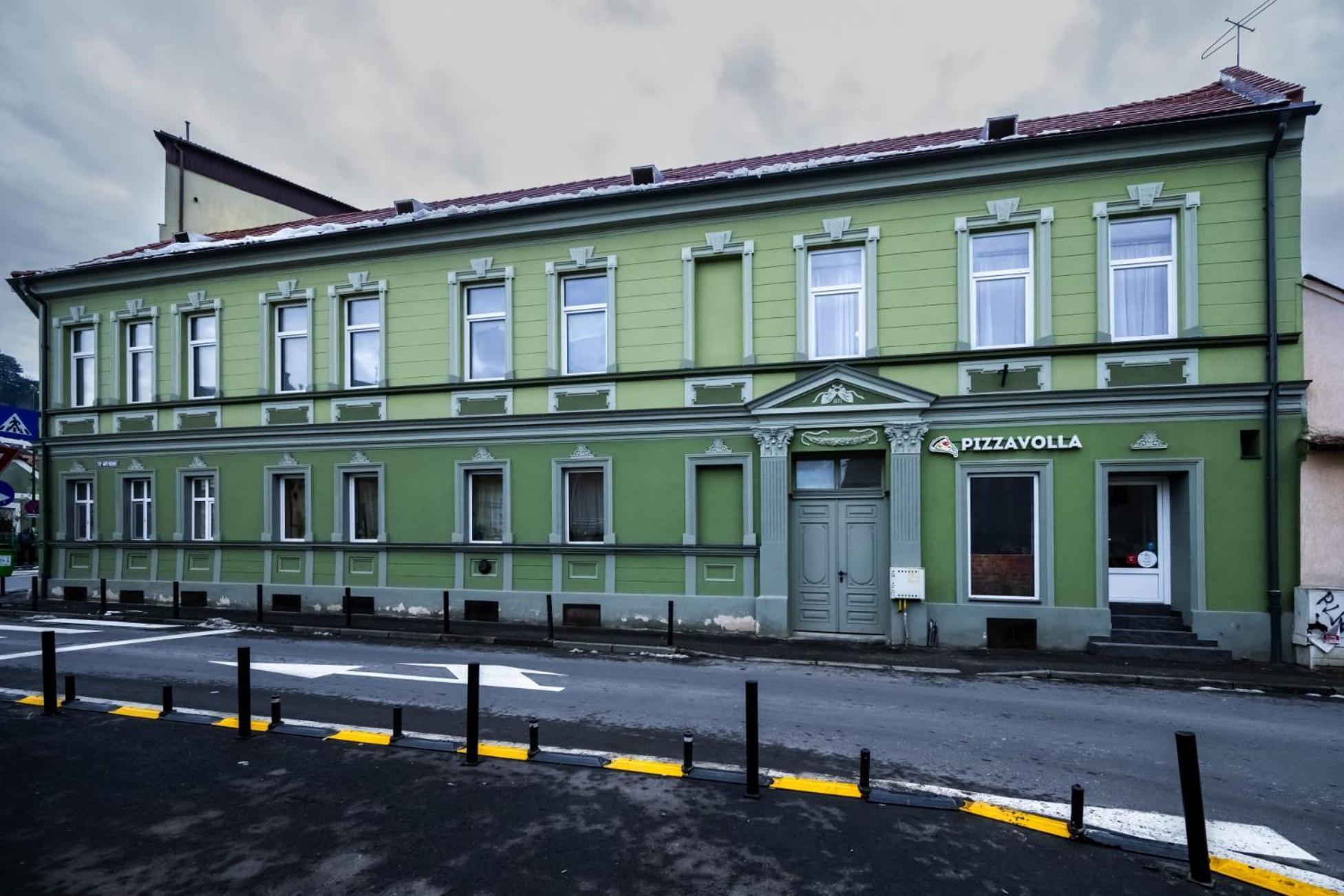 Casa Basarab Brasov Hotel ภายนอก รูปภาพ